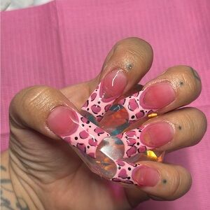 Pink Leopard Print Nail Art